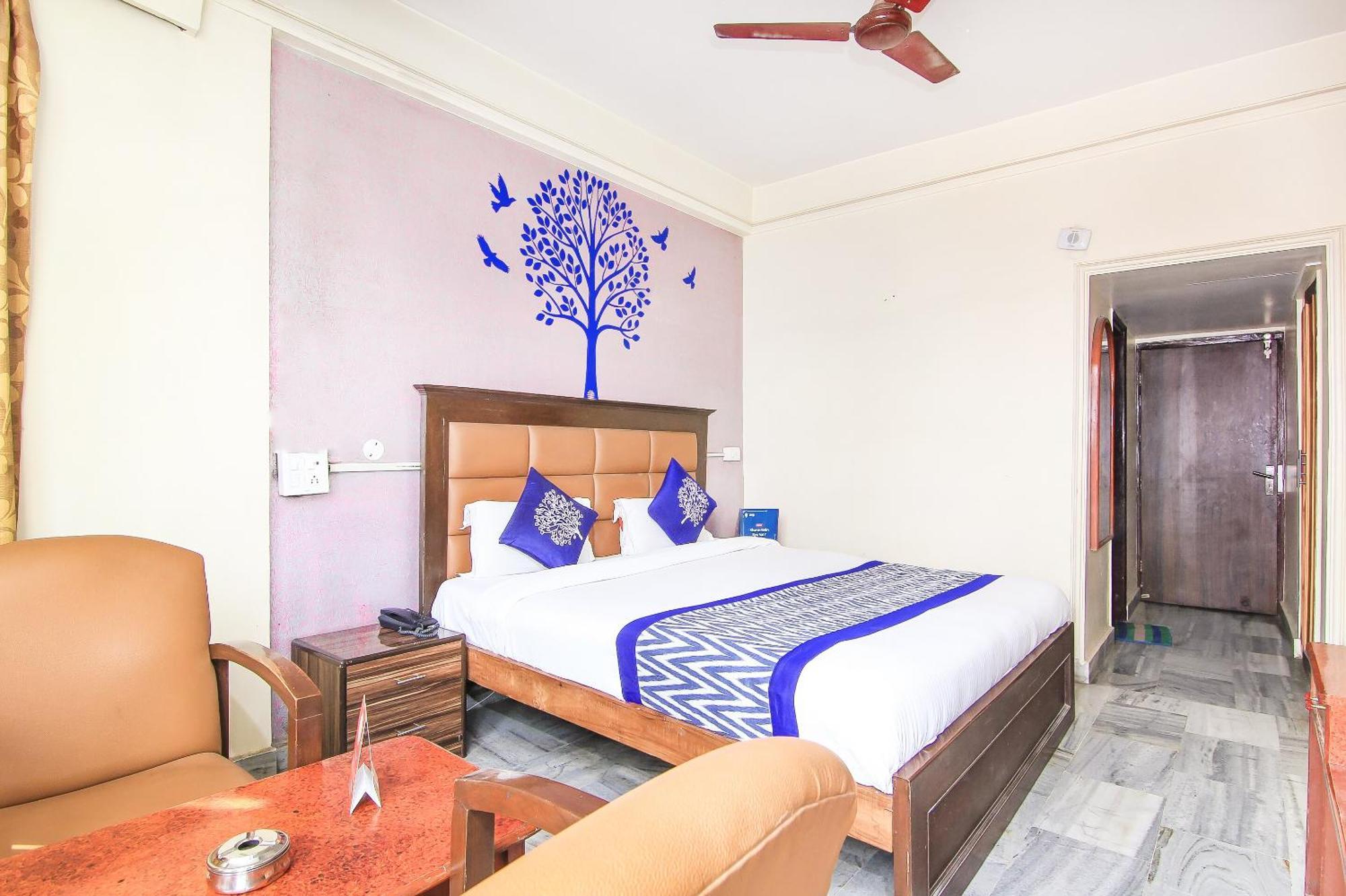 Oyo 2569 Hotel Paradise กานปูร์ ภายนอก รูปภาพ